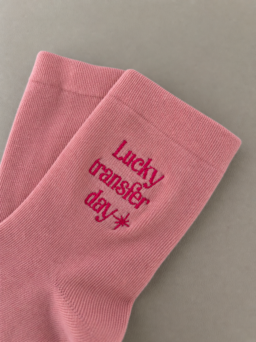 Calcetas "Lucky Transfer Day" color rosa #1