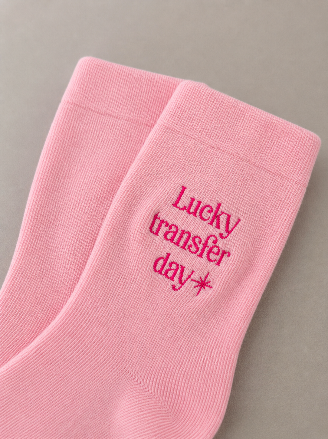 Calcetas "Lucky Transfer Day" color rosa #2